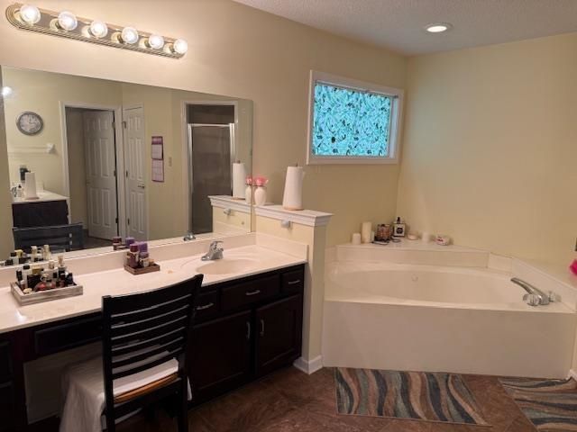 10216 WOODLAND HILLS DR, Cordova, TN 38018