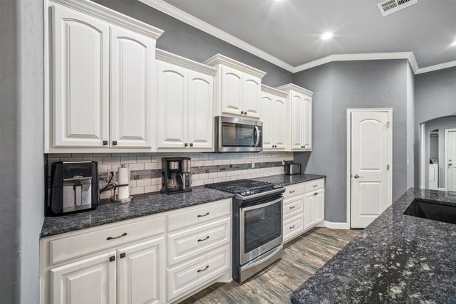 19412 Mountain Lane, Claremore, OK 74019