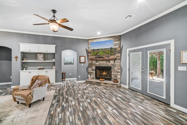 19412 Mountain Lane, Claremore, OK 74019