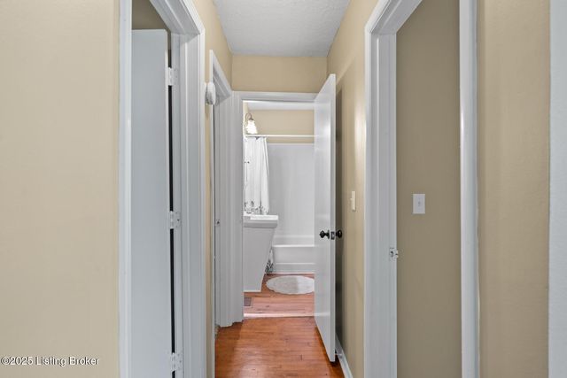 213 N Woodlawn St, Irvington, KY 40146