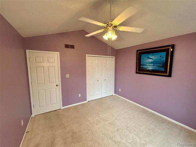 2618 Woodcliff Trail, Hartland, MI 48353