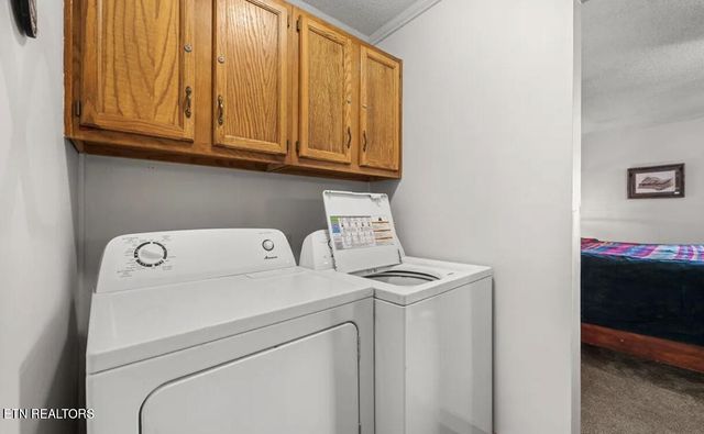 725 Sunshine Tr, Gatlinburg, TN 37738