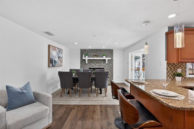 1513 PINEY BRANCH CIRCLE, Valrico, FL 33594