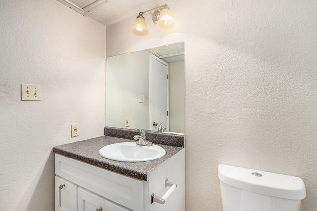 3301 Aurora Street D, Haltom City, TX 76117