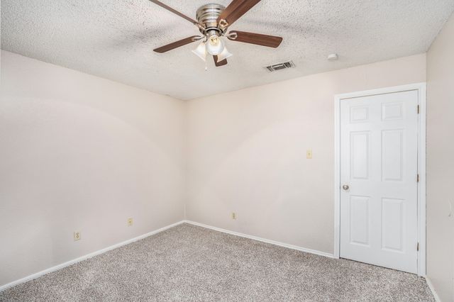 3301 Aurora Street D, Haltom City, TX 76117