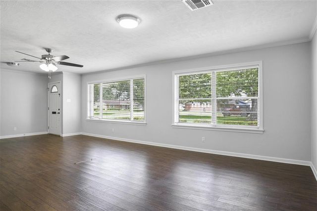 4109 Bayou Road, Lake Charles, LA 70605