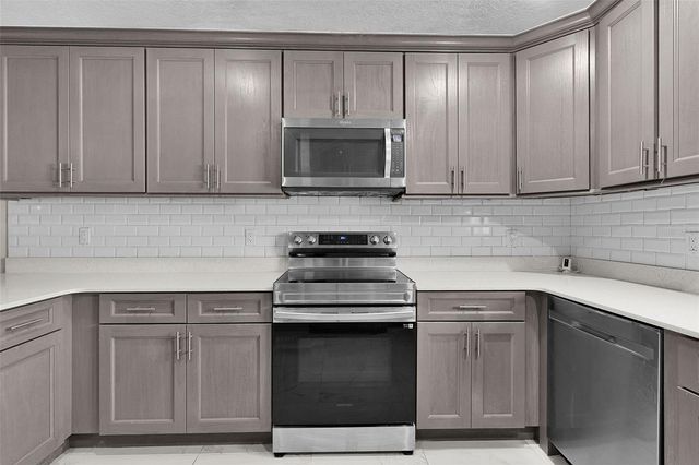 9980 SE 176TH STREET, Summerfield, FL 34491