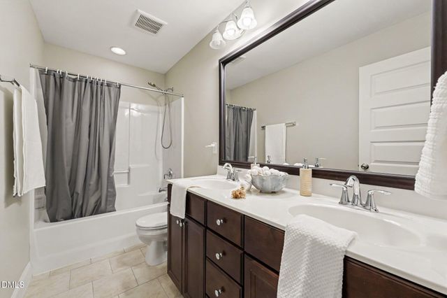 41 Bonaventure Drive, Clayton, NC 27527