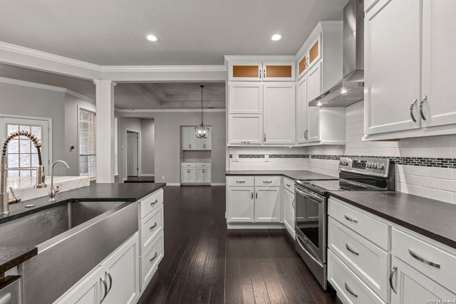 8543 NORTHVIEW PASS, Boerne, TX 78015