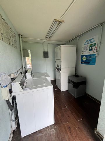 3304 Red River ST 203, Austin, TX 78705