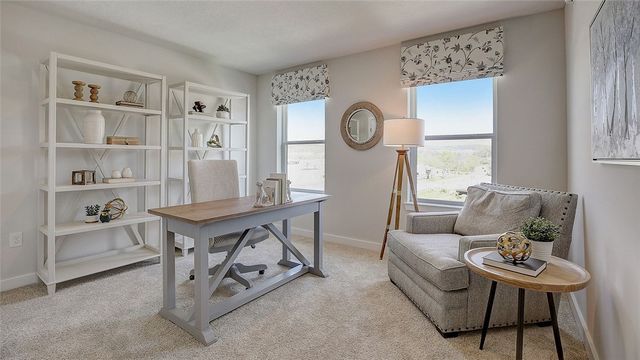 101 Delmonica Dr, Meadowlands, PA 15347