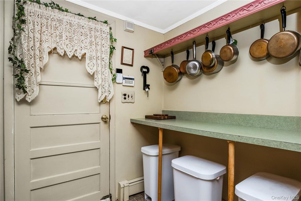 515 Gillette Avenue, Bayport, NY 11705 — photo 5