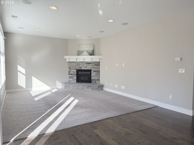 13823 Se NIGHTINGALE Ave, Happy Valley, OR 97015