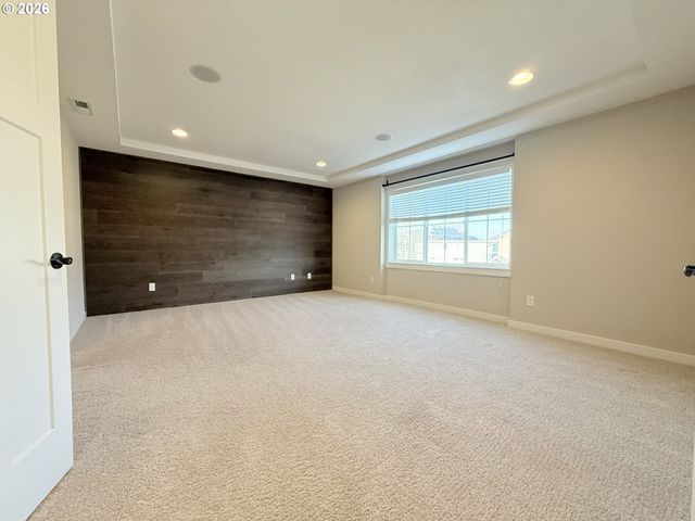 13823 Se NIGHTINGALE Ave, Happy Valley, OR 97015