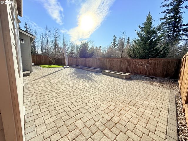 13823 Se NIGHTINGALE Ave, Happy Valley, OR 97015