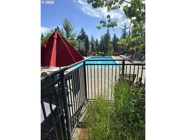 13823 Se NIGHTINGALE Ave, Happy Valley, OR 97015