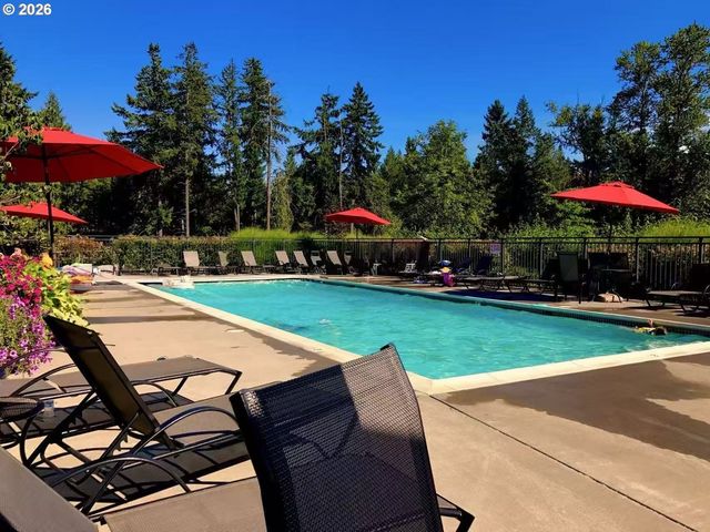 13823 Se NIGHTINGALE Ave, Happy Valley, OR 97015