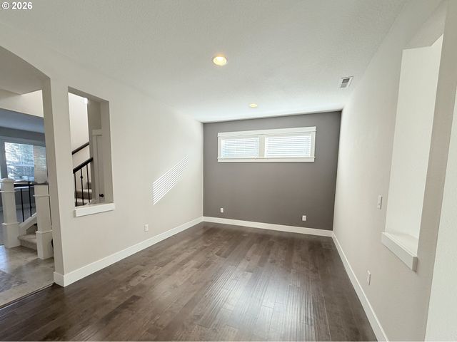 13823 Se NIGHTINGALE Ave, Happy Valley, OR 97015