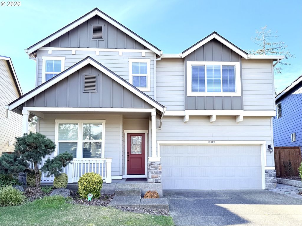 13823 Se NIGHTINGALE Ave, Happy Valley, OR 97015
