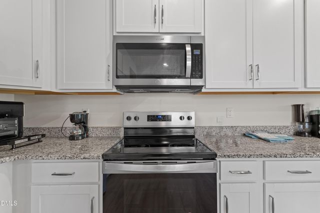 389 Channel Drop Drive, Clayton, NC 27520