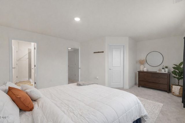 389 Channel Drop Drive, Clayton, NC 27520