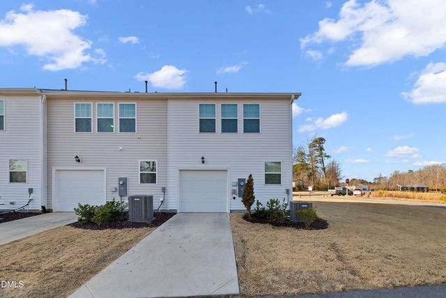 389 Channel Drop Drive, Clayton, NC 27520