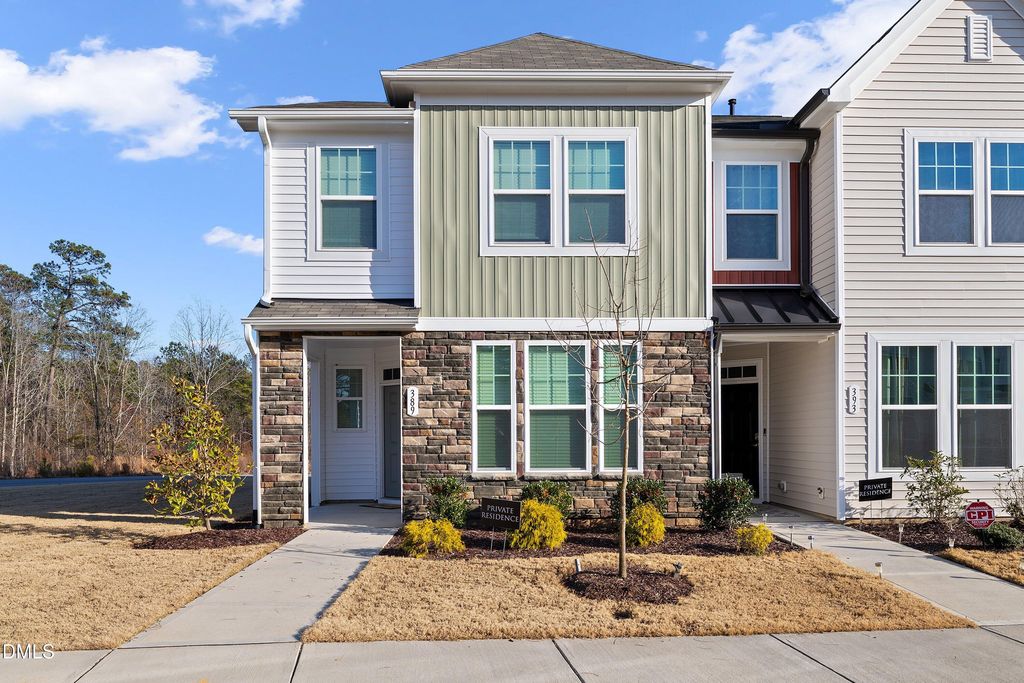 389 Channel Drop Drive, Clayton, NC 27520