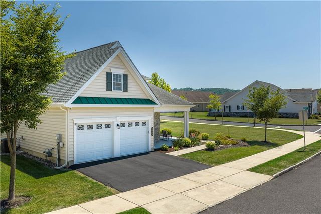 4406 Colonial Lane, Upper Saucon Twp, PA 18034