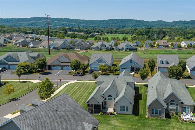 4406 Colonial Lane, Upper Saucon Twp, PA 18034