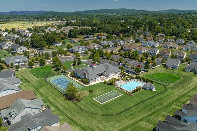 4406 Colonial Lane, Upper Saucon Twp, PA 18034