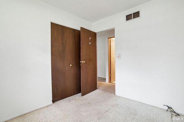 60215 Ruby Street, South Bend, IN 46614