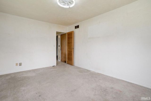 60215 Ruby Street, South Bend, IN 46614