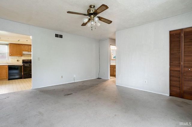 60215 Ruby Street, South Bend, IN 46614