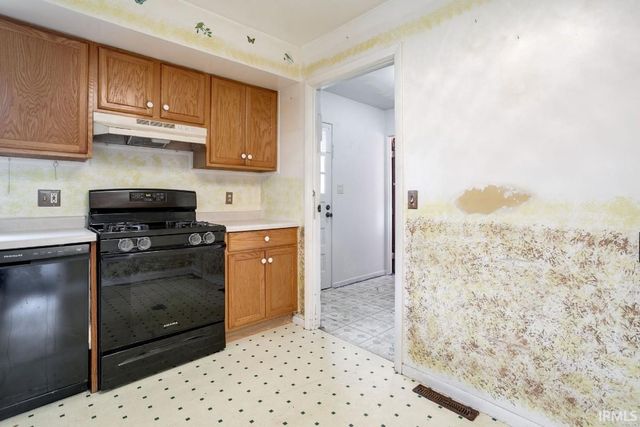 60215 Ruby Street, South Bend, IN 46614