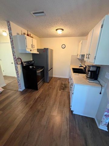 8516 E 98th Avenue, Vero Beach, FL 32967