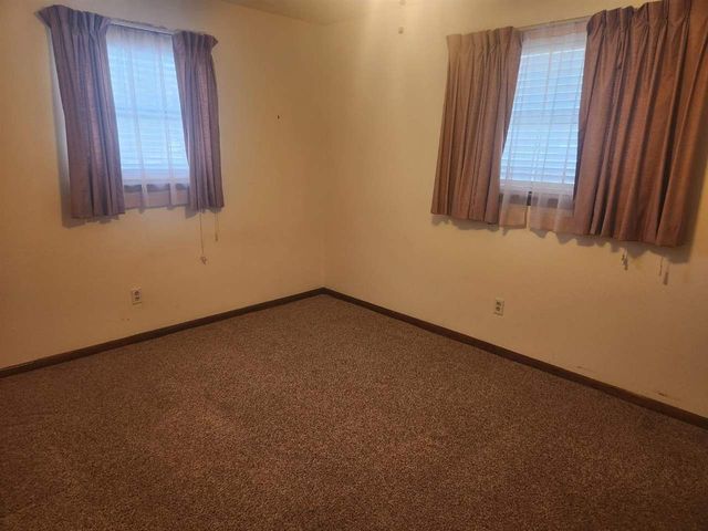 132 SW 69th St, Lawton, OK 73505