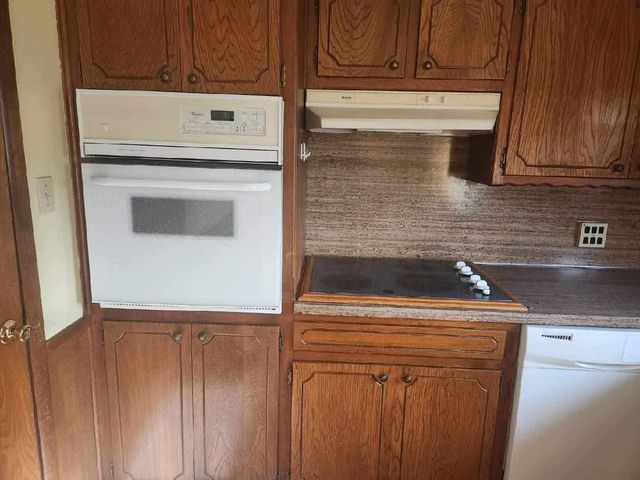 132 SW 69th St, Lawton, OK 73505