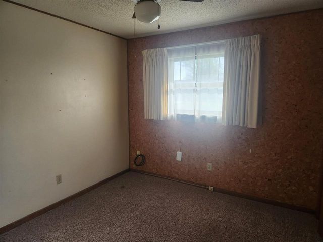 132 SW 69th St, Lawton, OK 73505