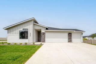 864 N Mirror Creek Way, Meridian, ID 83642