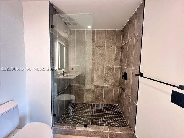 307 SW 5th 2607, Fort Lauderdale, FL 33315