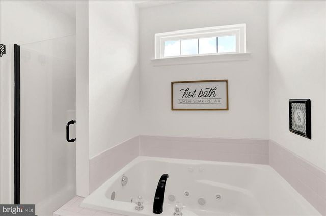 182 COUNTRYSIDE LN, Marietta, PA 17547