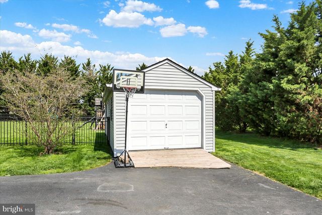 182 COUNTRYSIDE LN, Marietta, PA 17547