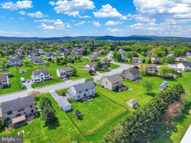 182 COUNTRYSIDE LN, Marietta, PA 17547