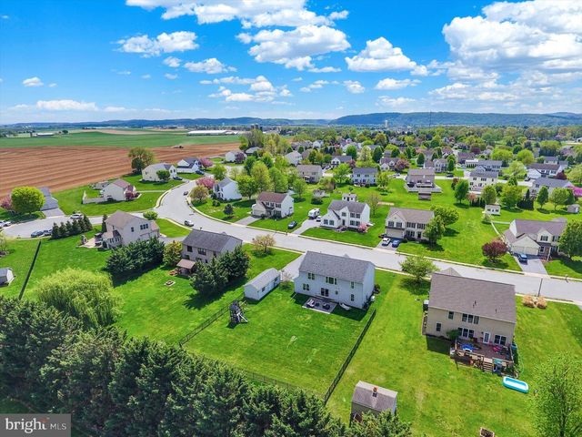 182 COUNTRYSIDE LN, Marietta, PA 17547