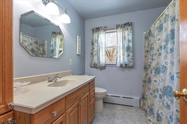 58 Wilson Road, Franklin Twp., NJ 08873