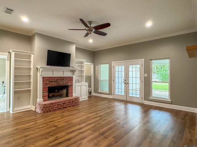 1538 Shadybrook Dr, Baton Rouge, LA 70816