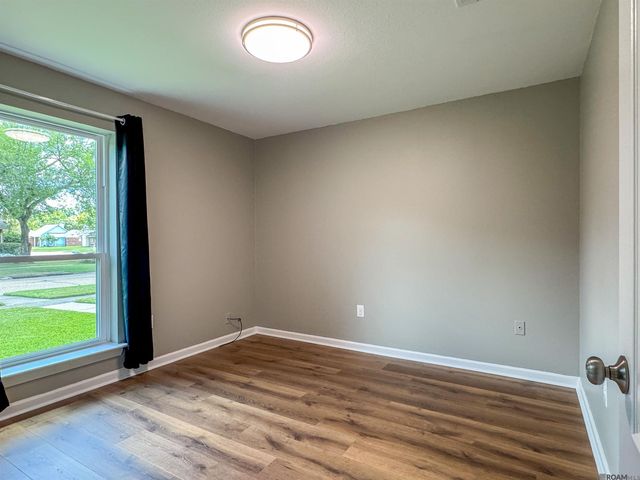 1538 Shadybrook Dr, Baton Rouge, LA 70816