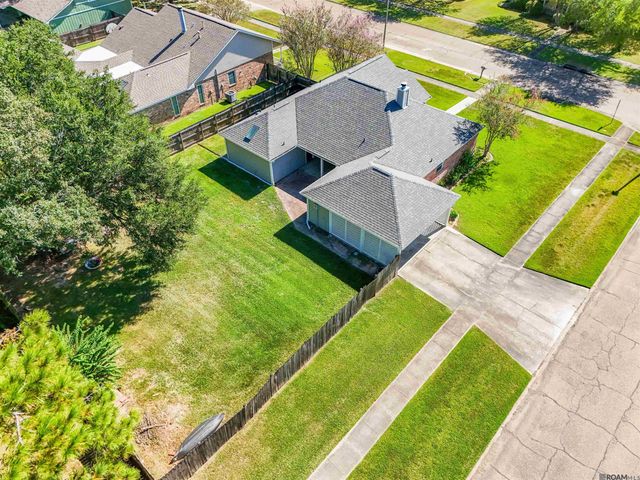 1538 Shadybrook Dr, Baton Rouge, LA 70816