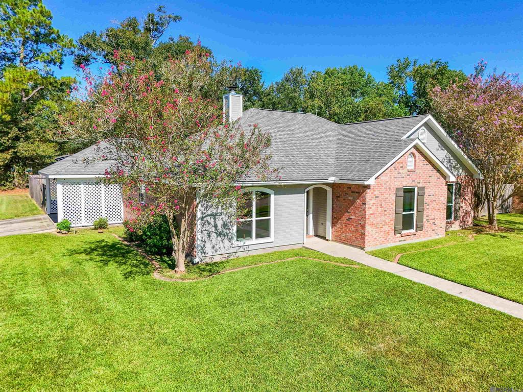 1538 Shadybrook Dr, Baton Rouge, LA 70816