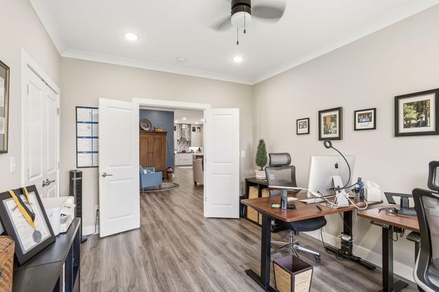 4810 CARLISLE CT, Columbia, MO 65201